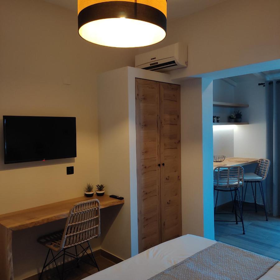 Apartamento Pansion Nikos Patitiri Exterior foto