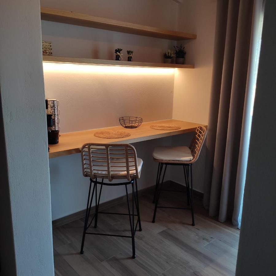 Apartamento Pansion Nikos Patitiri Exterior foto