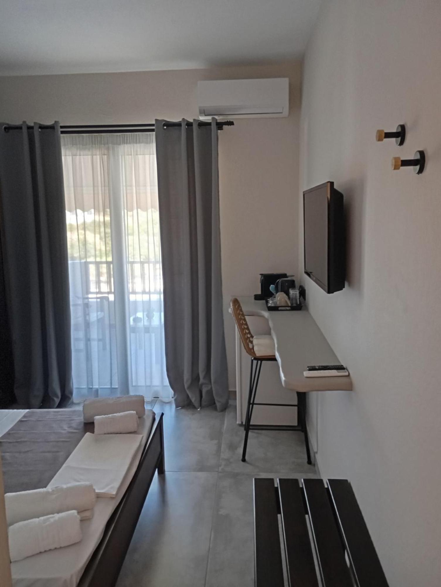 Apartamento Pansion Nikos Patitiri Exterior foto