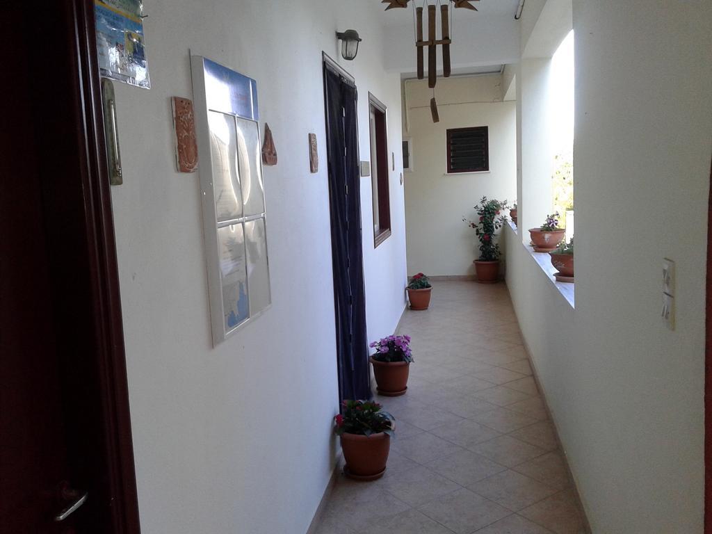 Apartamento Pansion Nikos Patitiri Exterior foto
